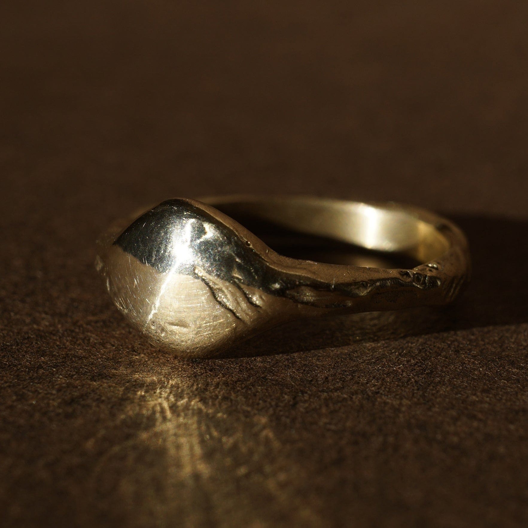 Interstellar Signet Ring | Size 7