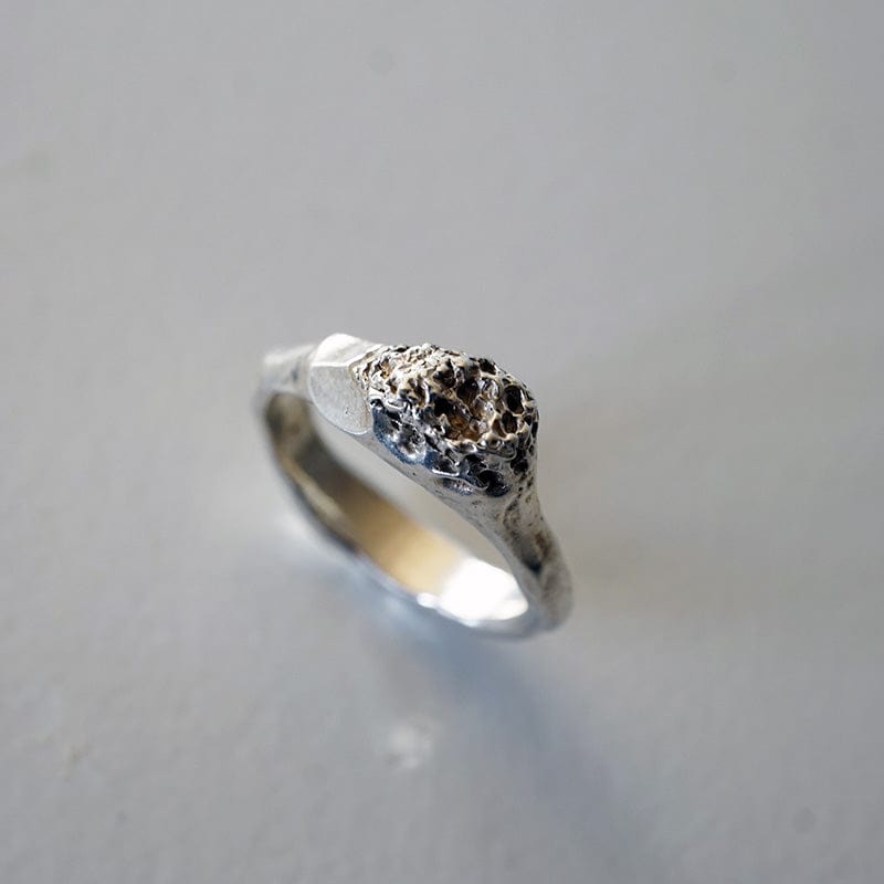 Folia Sculpture Ring