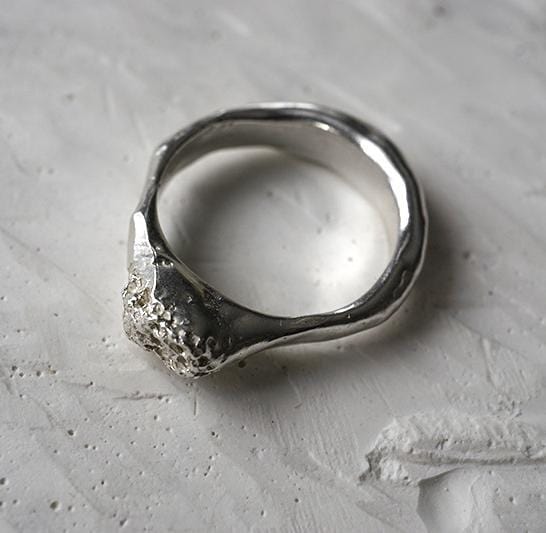 Folia Sculpture Ring