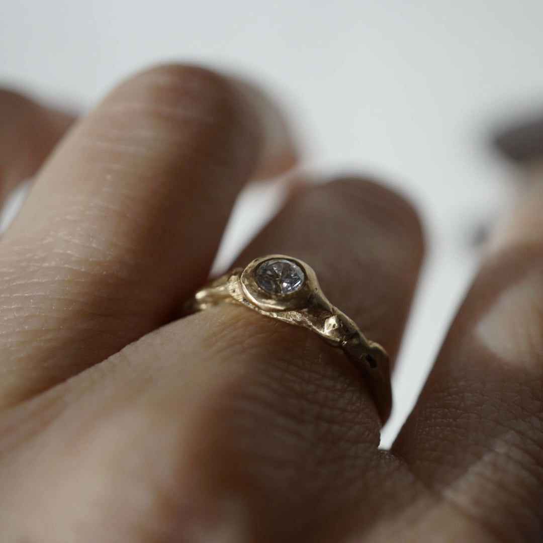 Small Orb Ring || Size 6